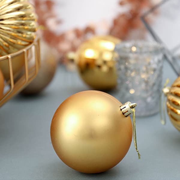 34 stk. 4 cm knusesikre julekulepynt til juletre, bryllup, bursdagsfestdekor