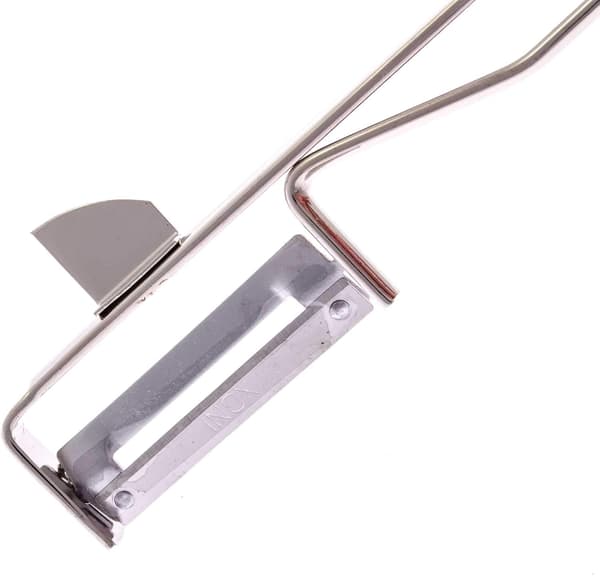 Oplev problemfri køkkenforberedelse med ultraskarpt rustfrit stålblad, dobbelte zigzag-blade til multifunktionel skrælning, ergonomisk design sikrer