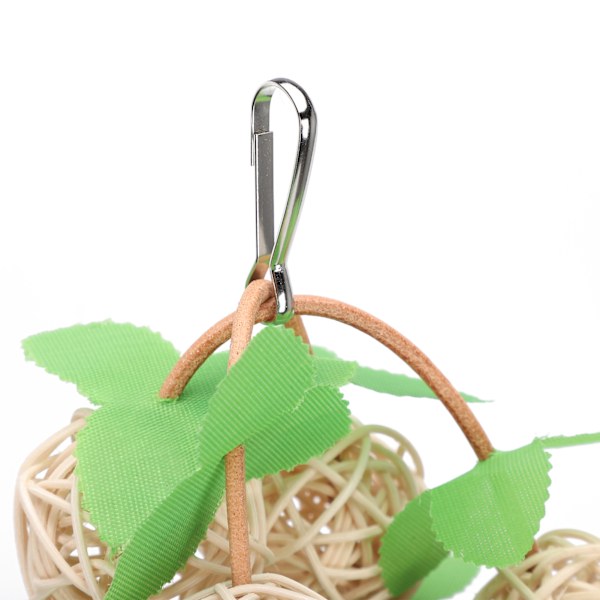 Pet Parrots Biting Toy Rattan Boll String med Löv Fågelgunga Tuggleksak Bur Dekoration Trä Färg Boll S