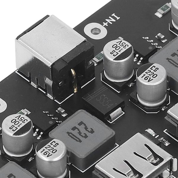 Buck-omvandlare 4-kanals USB 6‑32V till 3‑12V Snabbladdning DC-strömförsörjningskort