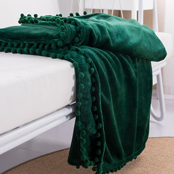 Flanellteppe med dusker, koseteppe, sofatepper - Fleeceteppe for sofa, mykt og varmt, fluffy teppe 150 x 200 cm som sofateppe