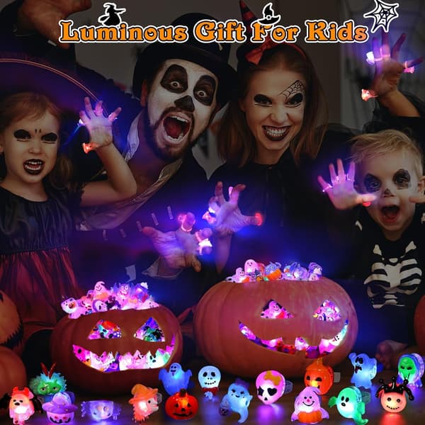 24-delt sett med 3D Halloween-snackleker og selvlysende ringer – Halloween-festgaver