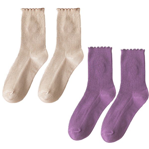 Myke runde sokker med blomsterbrodert tåledd