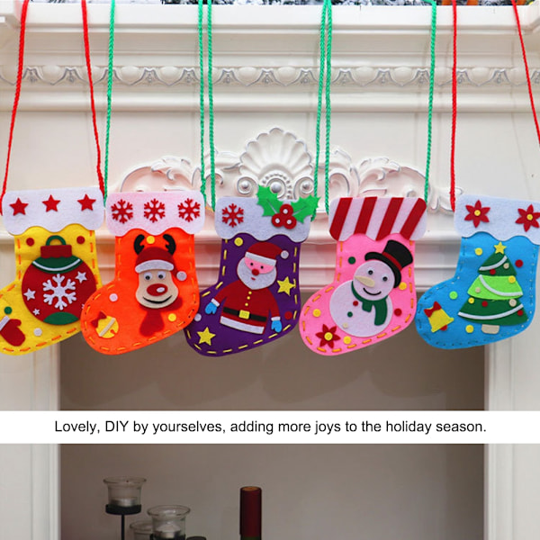 Piirretty joululahjasukkapussi DIY-sukat joulukuusen ripustuskoriste