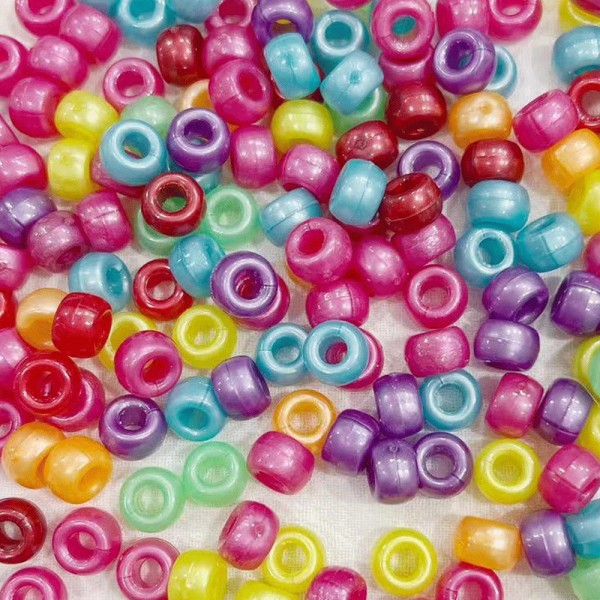 Flerfargede perler runde assortert 6 x 9 mm, for å lage armbånd,