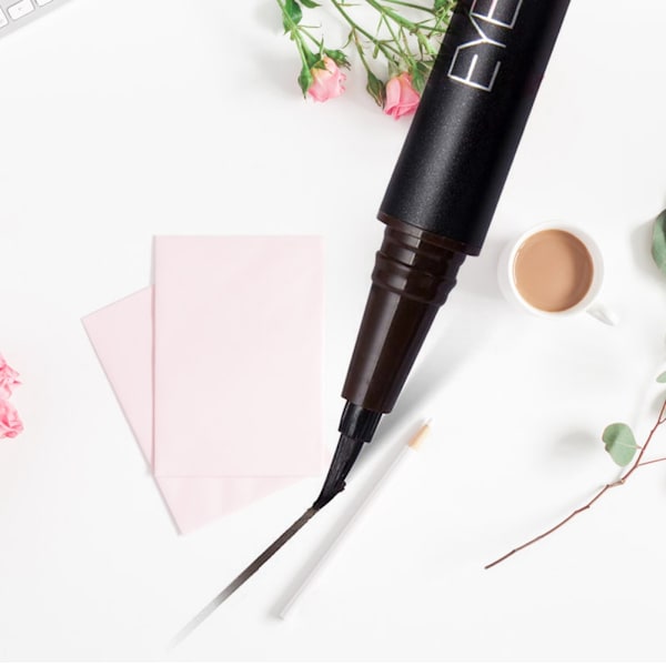 Mjuka Spetsar Eyebrow Pencil Vattentät Svettbeständig Långvarig Eyebrow Färgpenna 2#Brun