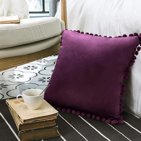 Chic Pyntepudebetræk, Polyester med Pompon-charme, Alsidige til Sofa, Seng, Kontor, Bilindretning (2-pak, 18x18 tommer)