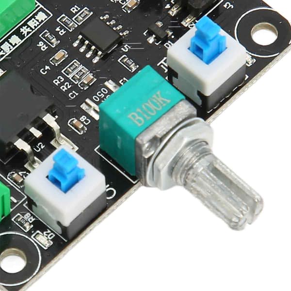 Stepmotordrev Controller med Simpel Kontrolplatform, Justerbar Hastighedsregulering