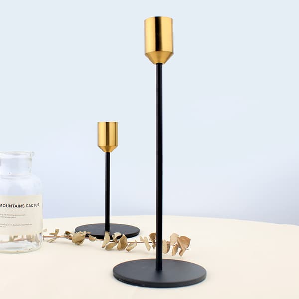 2 stk. lysestager til koniske lys, lysestager S