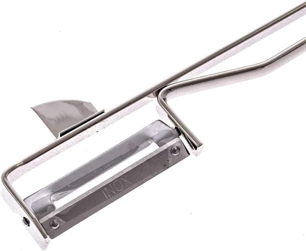 Oplev problemfri køkkenforberedelse med ultraskarpt rustfrit stålblad, dobbelte zigzag-blade til multifunktionel skrælning, ergonomisk design sikrer