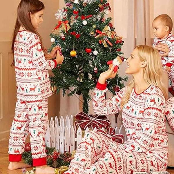 Matchende familie-pyjamassæt til jul, matchende jule-pyjamassæt til familien