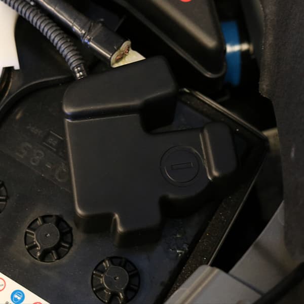 Bilbatteri Anode Lokk Beskytter Batteri Negativ Terminaldeksel Passer til