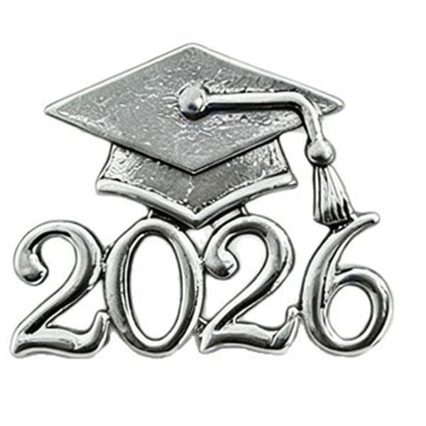 Elegant 27x23 mm studenterhuebroche i guld, sølv, sort til studerende i 2026