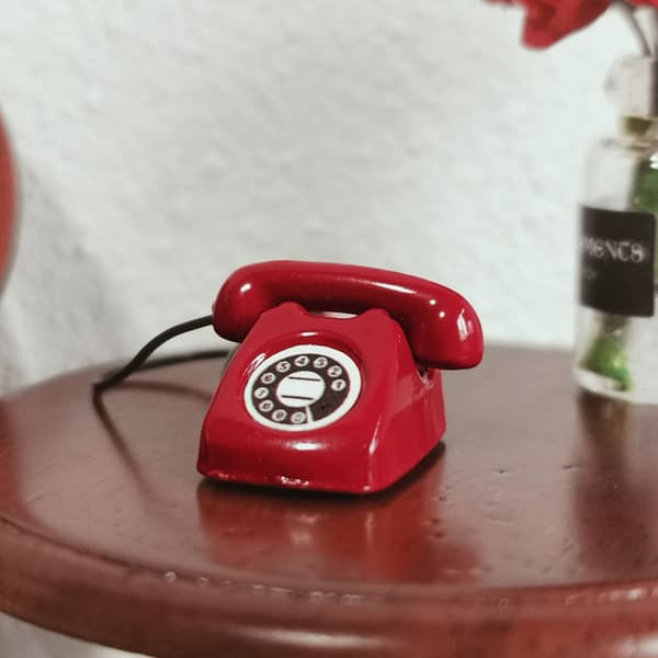 Livagtig legering miniature fastnettelefonmodel til 1/12 dukkehus tilbehør null - B