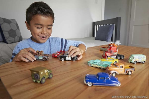 Cars Rust-Eze Cruz Ramirez (FMY)