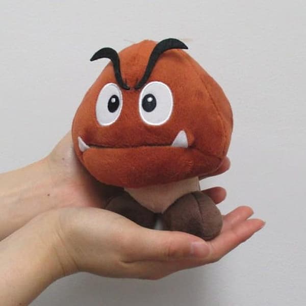Goomba 15cm Plush Toy (LGL)