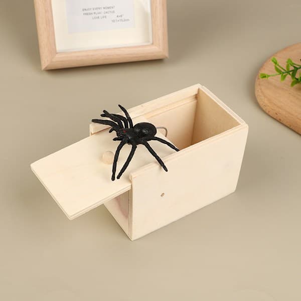 Spider Scare Box - Pull Toy Practical Joke with Realistic Spider Surprise