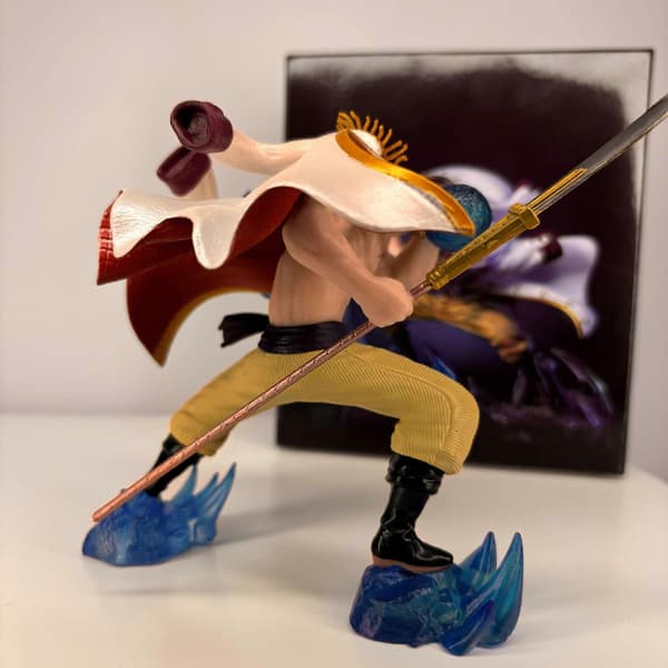 One Piece LX Whitebeard Fighting Whitebeard Boxed Figurmodell Ornament Fighting Whitebeard