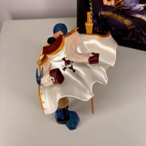 One Piece LX Whitebeard Fighting Whitebeard Boxed Figurmodell Ornament Fighting Whitebeard
