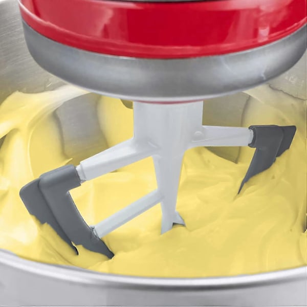 4.5-5 Qt Flex Edge -vatkain Kitchenaidin kallistuspäisille yleiskoneille, yhteensopiva Kitchenaidin 4.5-5 Qt kulhonostoyksiköiden kanssa, litteä vatkain kulhonkaapimella