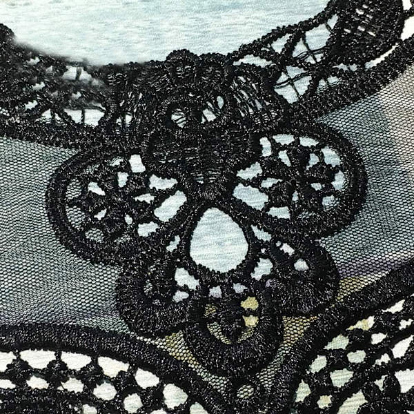 #Falsk broderad spetskragen - Svart för skräddare, en storlek#