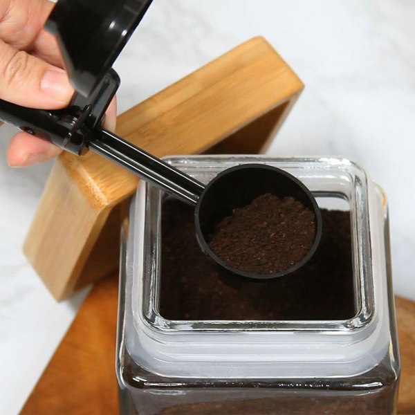 *Kaffetilbehør, matvare PP-plast, kaffeskje, måleskje, mål kaffebønner*