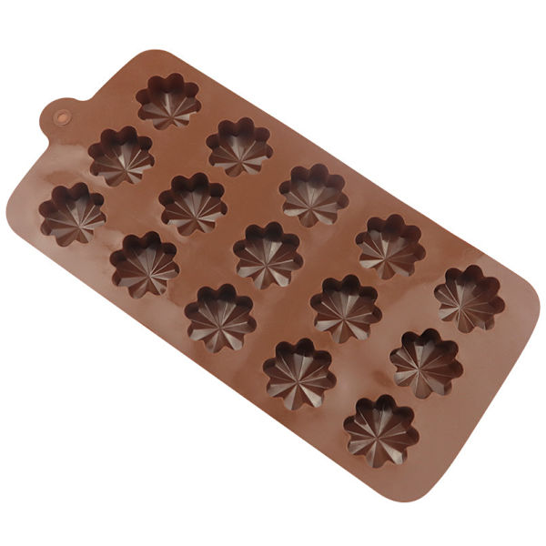 *Silikoneforme til slik og chokolade: Fleksibel form til hård*