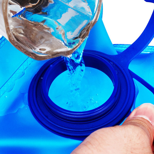 #Ryggsäck för utomhusbruk med dricksblåsa, 2 liter#