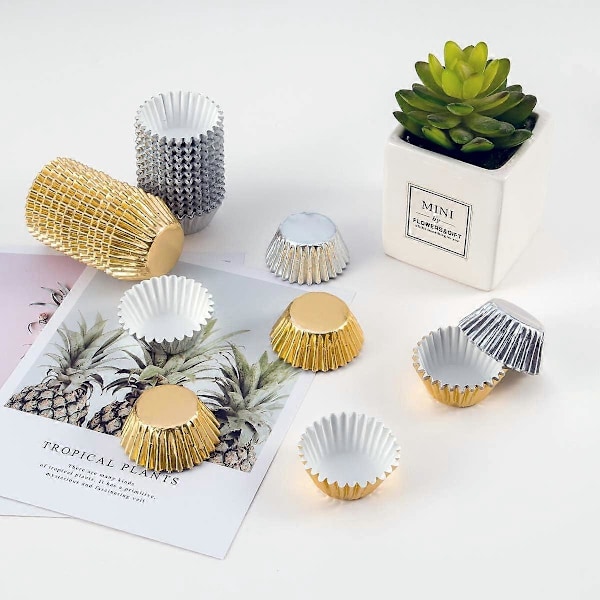 1000 kpl Cupcake-vuokia 3,17 cm Mini Folio Leivontakupit Muffinssivuoat Kulta ja Hopea Tulppaani Paperikupit (Hopea, Kulta)