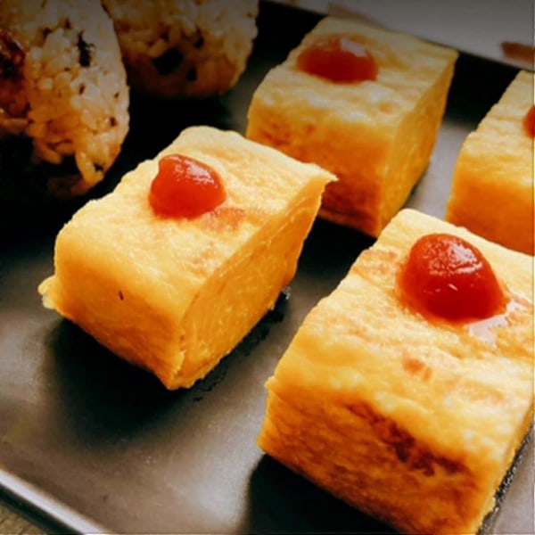 Mini Tamagoyaki-pande i støbejern - Ubelagt rektangulær japansk omeletpande med trælåg - Sort