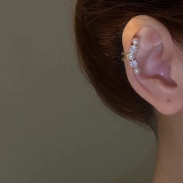 #Høj kvalitet perle zirkon øremanchet, en øreklips#