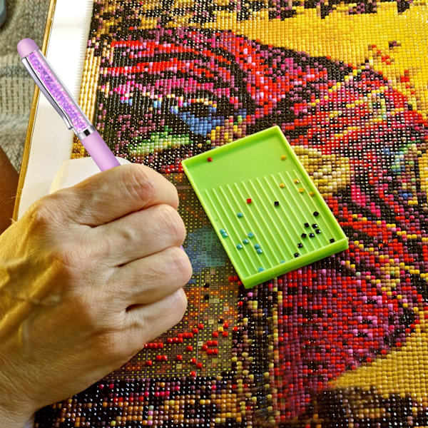 *4 kpl timanttimaalausporaa DIY 5D timanttimaalauspiste*