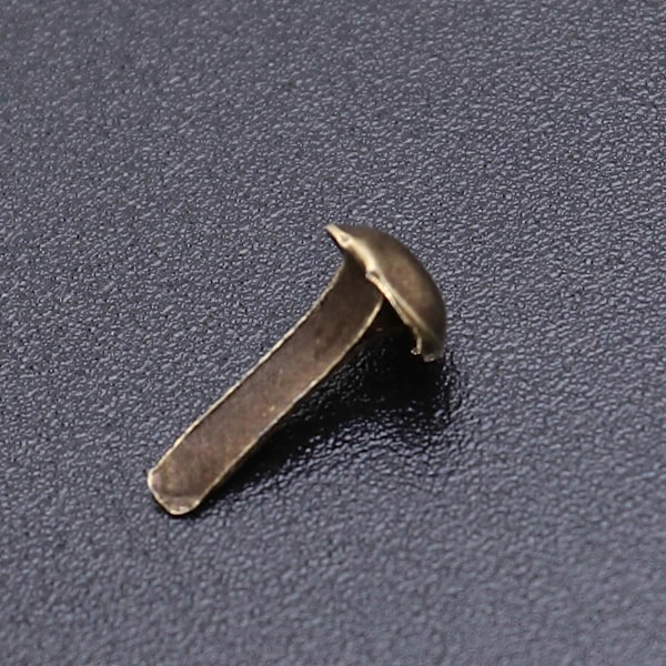 100 stk. Papirclips Elektroplettering Brads Runde Metal Brads til Håndværk DIY 4,5x8mm (Bronze)