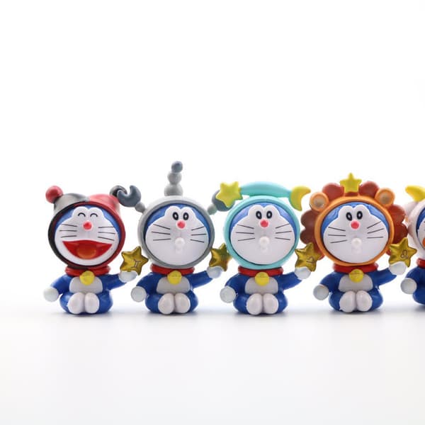 #12 stk. Doraemon stjernetegn figurer, børnelegetøj#