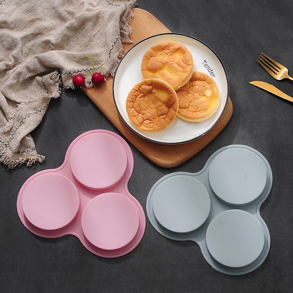 #Tre runde kageforme, 2 stk., diameter 9,8 cm#