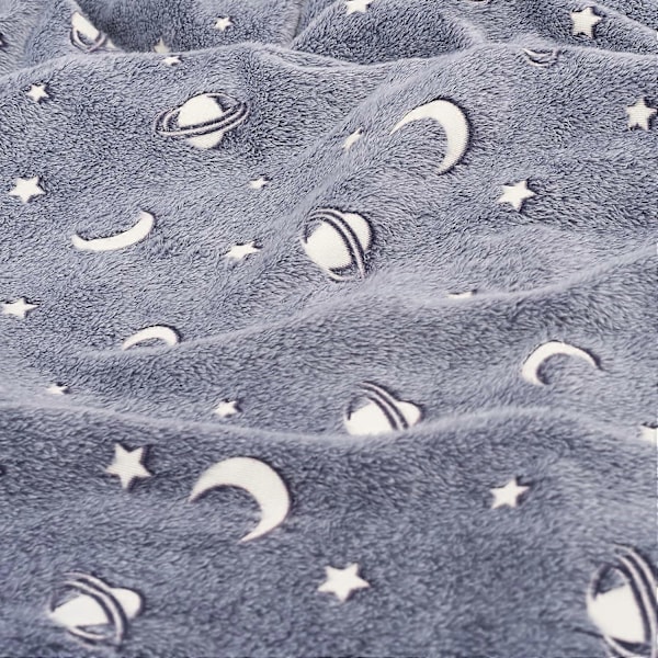 Selvlysende Fleece Tæppe 127 x 152 cm, Selvlysende Flanell Fleece Tæppe med Galaktiske Stjerner, Helårs Gråt Tæppe til Børneseng