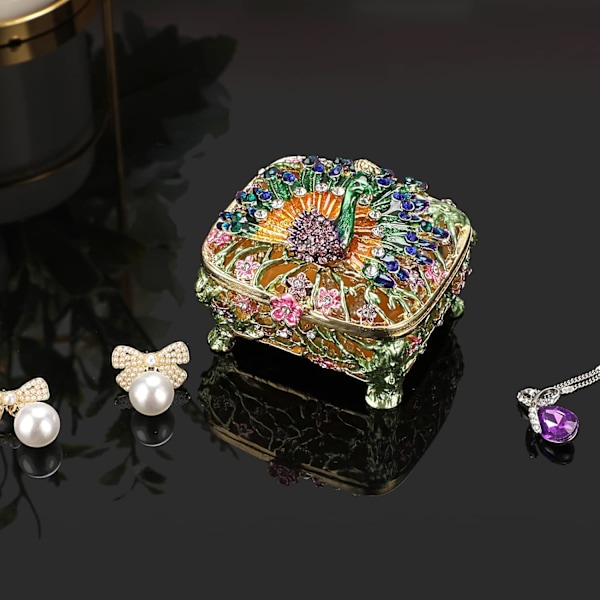 Yksi (valkoinen, noin 5,5 * 5 * 6,5 cm) Mini Peacock -tyylinen korurasia Ho
