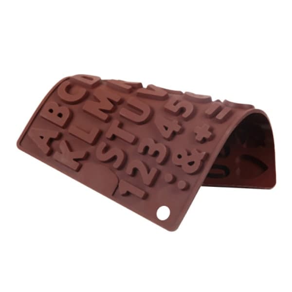 #Silikonforme til 26 bogstaver i chokolade og cookies#