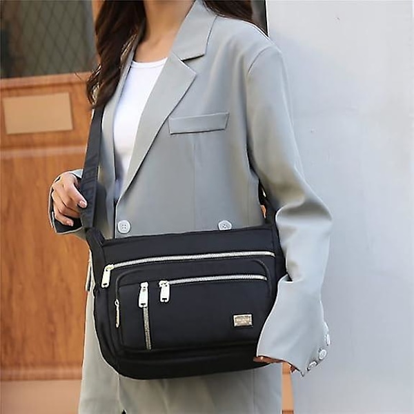 Dam Crossbody Väska Multi-Fickor Fritid Axelväska Medium Storlek Handväska Lättviktig Messenger Väska Crossbody Väska för Skola Resor Daglig Användning