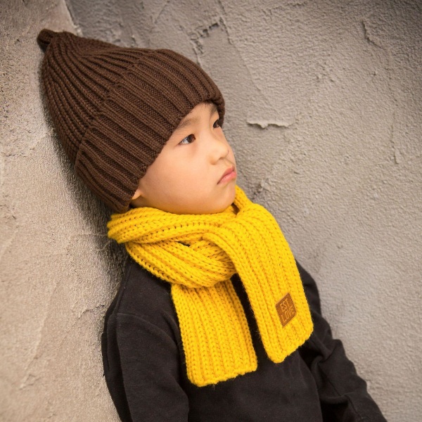 Stickad varm halsduk för barn Höst och vinter Ull Enfärgad läderetikett Förälder-barn Märkning ScarfLjusröd