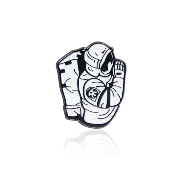 Övre kropps astronaut-Anime Chainsaw Man tecknad badge motorsåg m