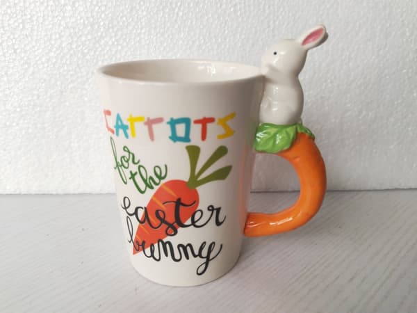 Carrot Mug for Easter – Cute Ceramic Coffee Cup with Rabbit Handle, 350 ml Capacity, Perfect for Easter Gifts & Decorations
