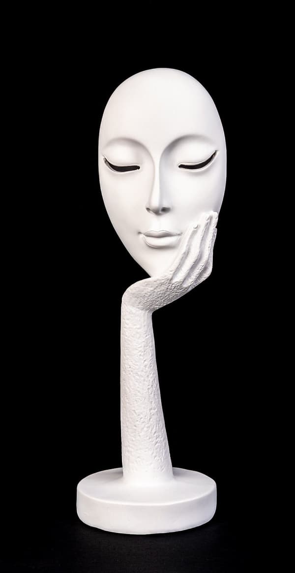 #Moderne skulpturfigur i harpiks \"Ansikt\"#