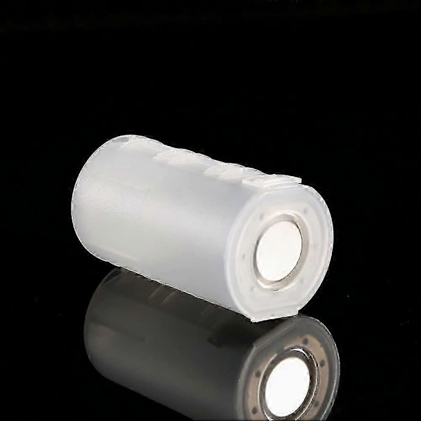 4 st AA till D Storlek Batteriadaptrar Hållare, Vit (inga Batterier)