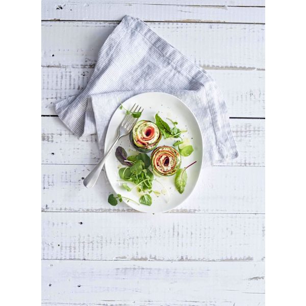 Veggie Sheet Slicer, innovatiivinen keittiöväline vihannesten leikkaamiseen