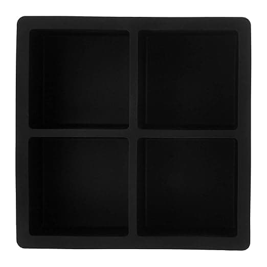 #Sett med 2 silikon isbitformer  4 isbiter per form  11 x 11 x 4,5 cm#