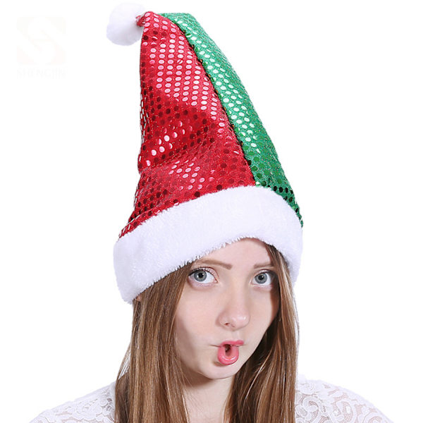 #Julehat med rød og grøn syning#