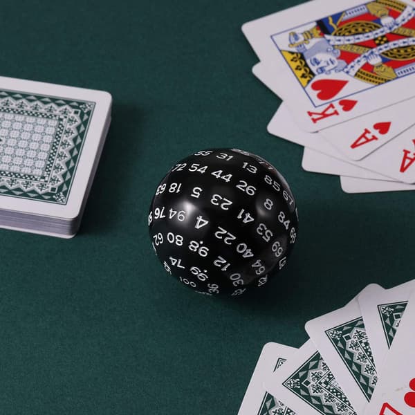 En 100-sidig polyhedral terning D100 terningsett med hvite tall 100