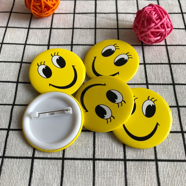 #10 stk Mini plysjleker 3 cm Emoji nøkkelring Emoji nøkkelring for barn og voksne Bursdagsfest Festveske Skuff Festrekvisita Dekorasjoner#