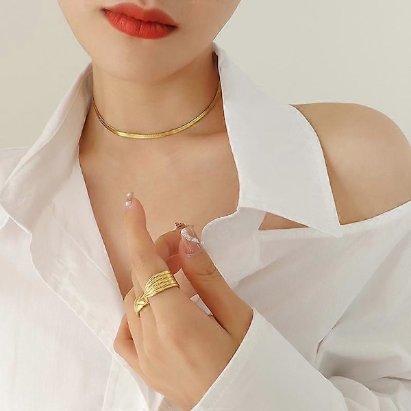 Guldpläterad Halsband med Herringbone Ormkedja i Rostfritt Stål, 1 st - gyllene, 30+8 cm f